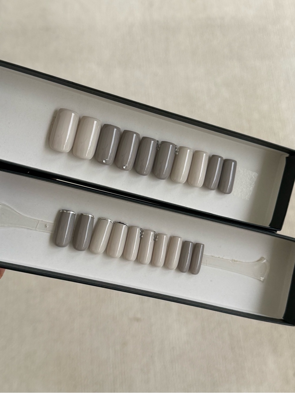 Neutral Grey Press-On Nail Set